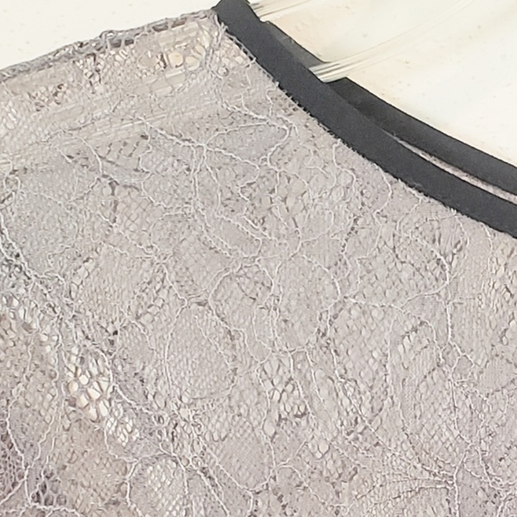 Ann Taylor Black Blouse Sz X-Small - Picture 2 of 4